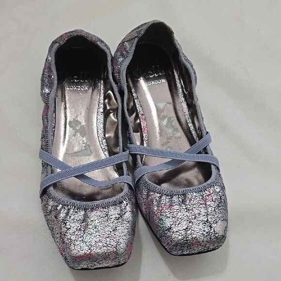 SHELLYS LONDON Silver and Pink Flats with Square Toe and Elastic Straps - Picture 1 of 5